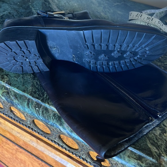 Charles David boots 👢 - Picture 4 of 12